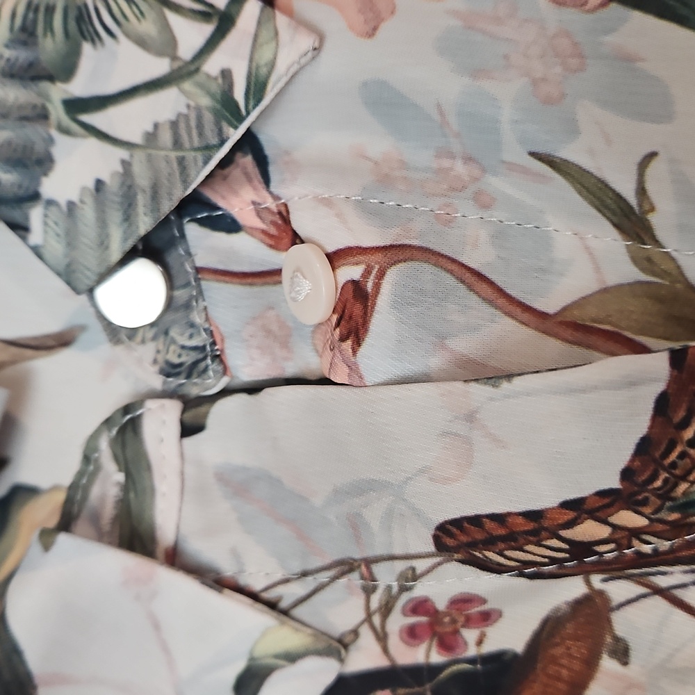 H&M Women's Tropical Print Blouse Size 6 Long Sleeve Button Up - Picture 8 of 12